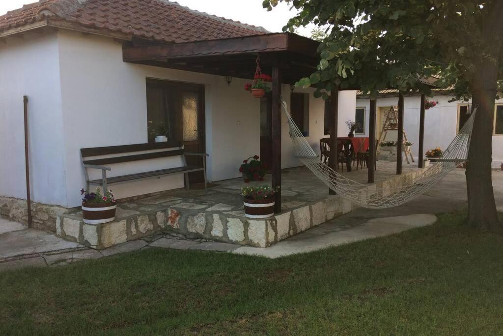 Guest House Kostadinovi Balgarevo Bagian luar foto